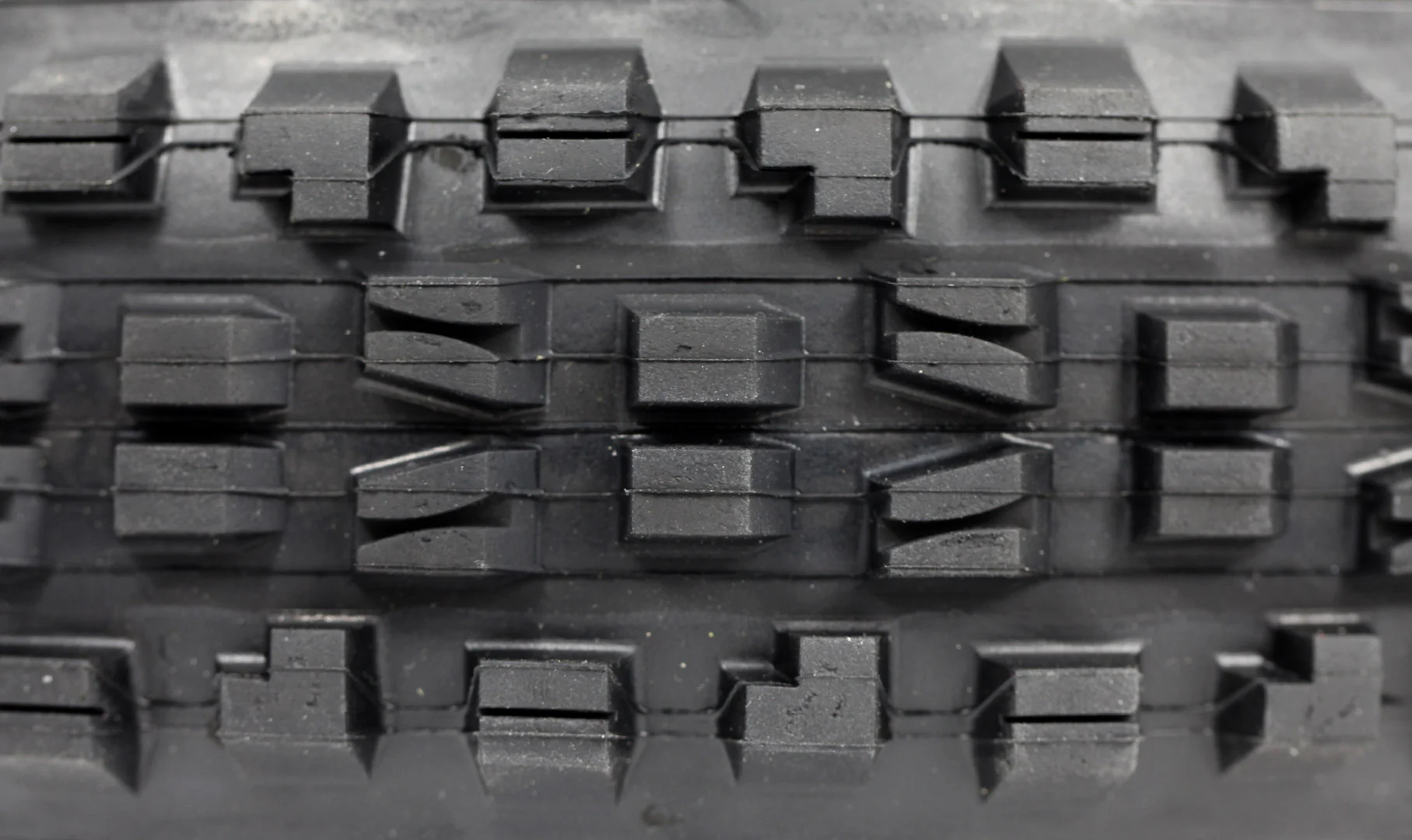 Cubierta Maxxis Minion DHF EXO - Dual 62a/60a - EXO Protection - Wide Trail - Tubeless Ready - Image 4