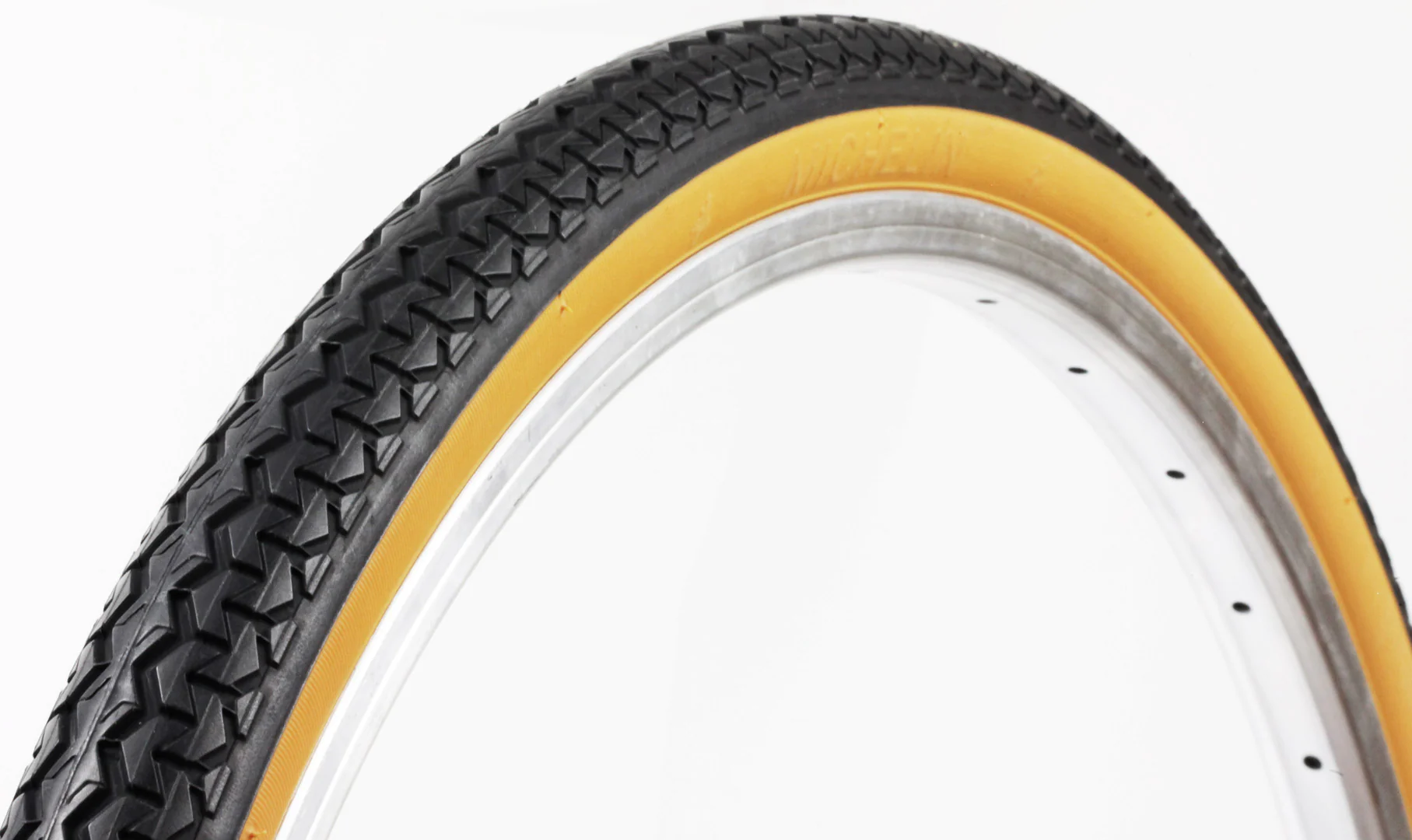 Cubierta Michelin World Tour 650B