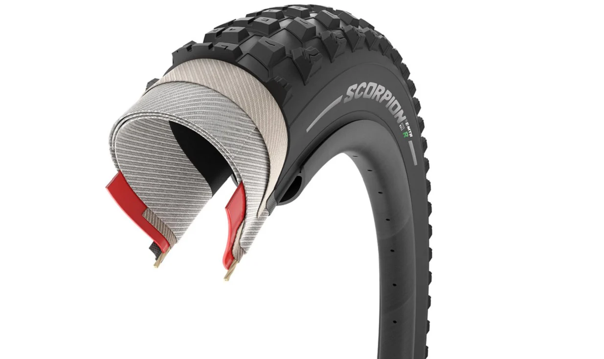 Cubierta Pirelli Scorpion E-MTB Rear SmartGrip - Hyper WALL - 60 tpi - Tubeless Ready - Image 3