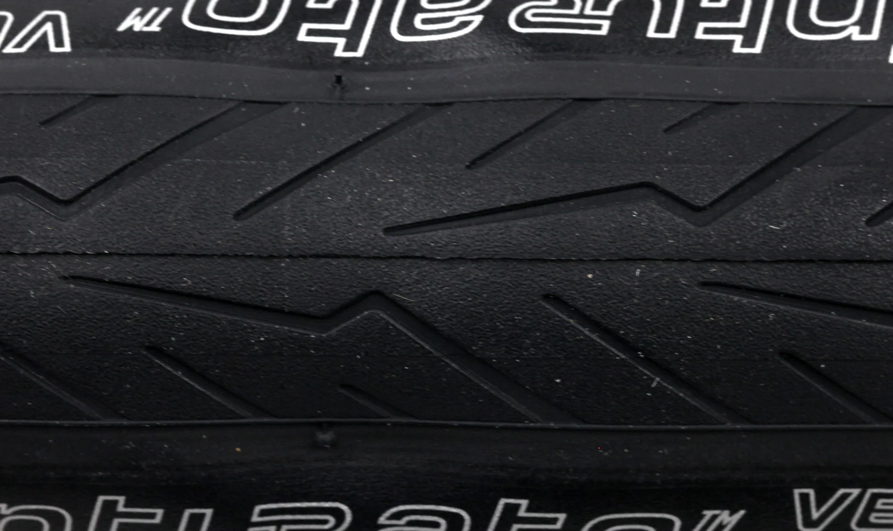 Cubierta Pirelli Cinturato Velo - SmartNET Silica - Armour Tech -Tubeless Ready - Image 5