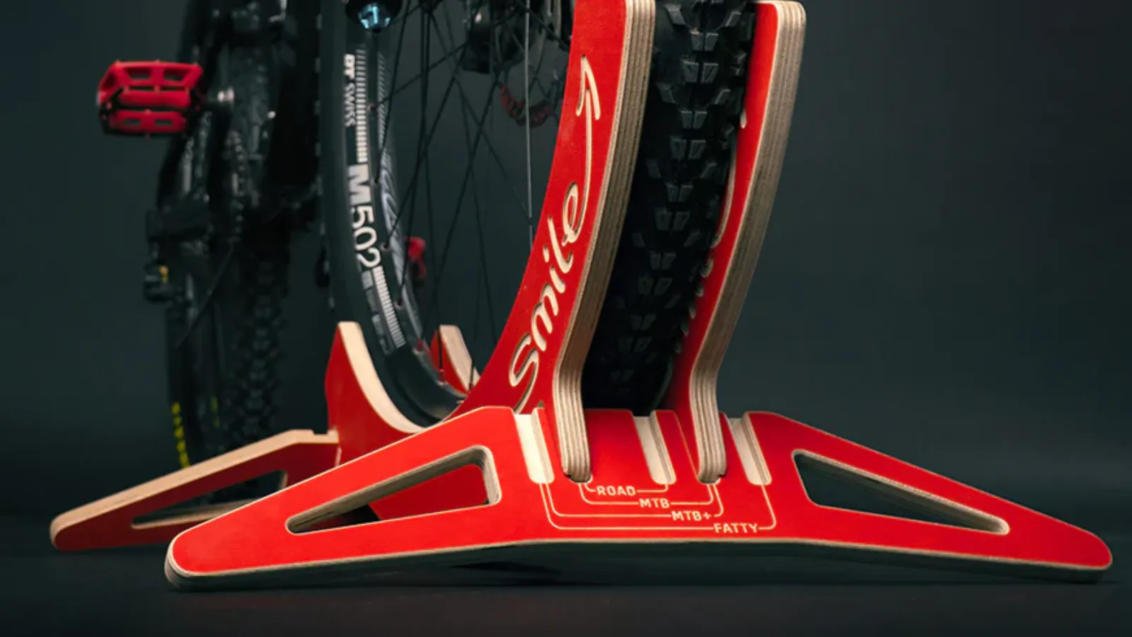 Soporte de madera para bicicleta Hopper Smile - Image 3